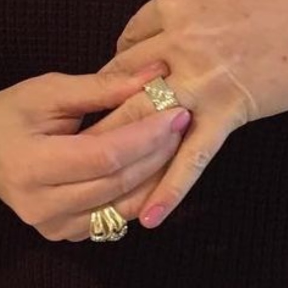 *** SOLD *** Custom 18/19K White/Yellow Gold Ring Size 8 - Picture 5 of 5